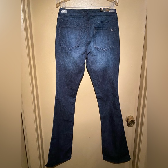 Khloe Kardashian Curvy Slim Boot dark jeans, 4 Tall - Picture 7 of 7